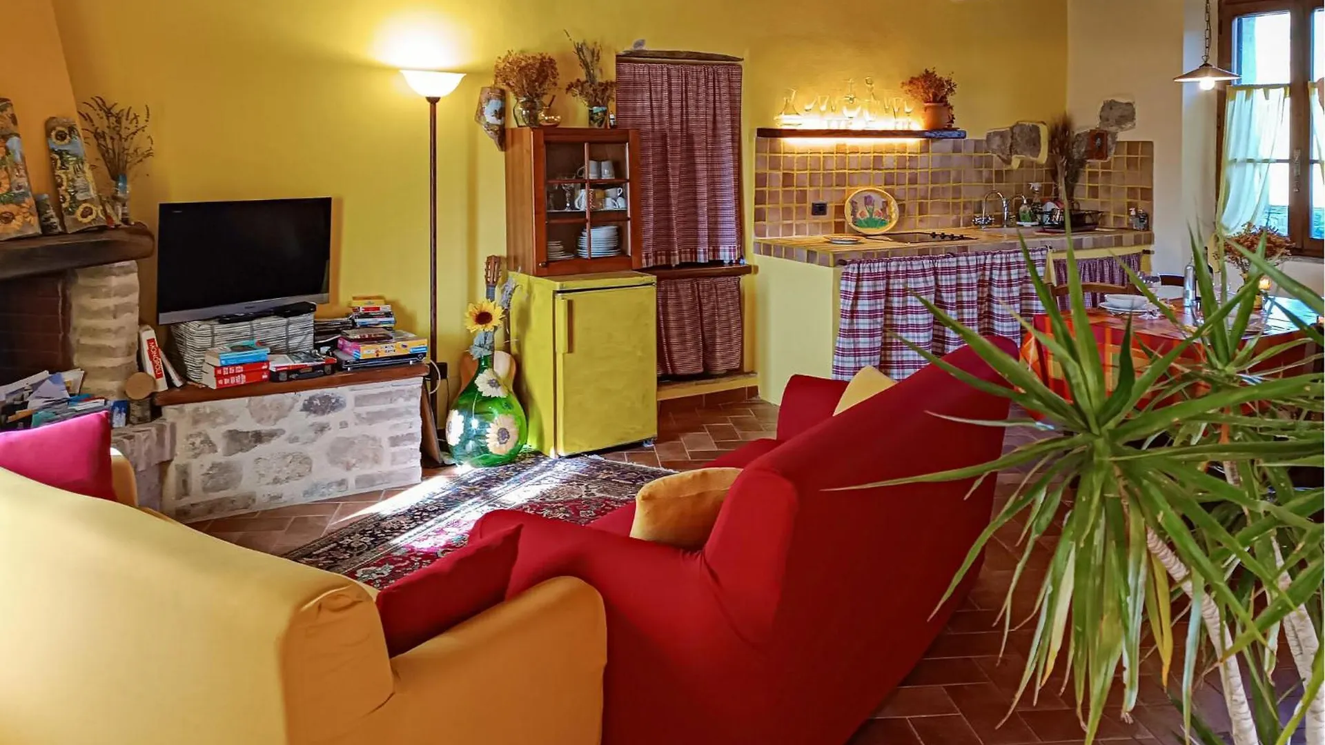 Nice Apartment In Monticiano With House A Panoramic View Italien